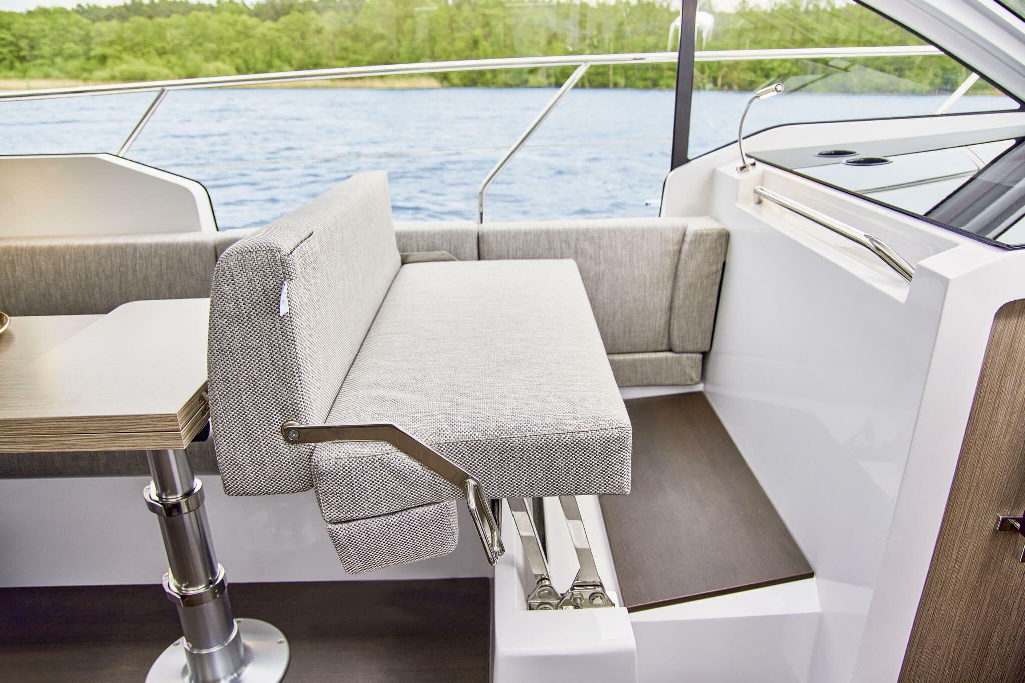 Sealine C335 – Bild 8