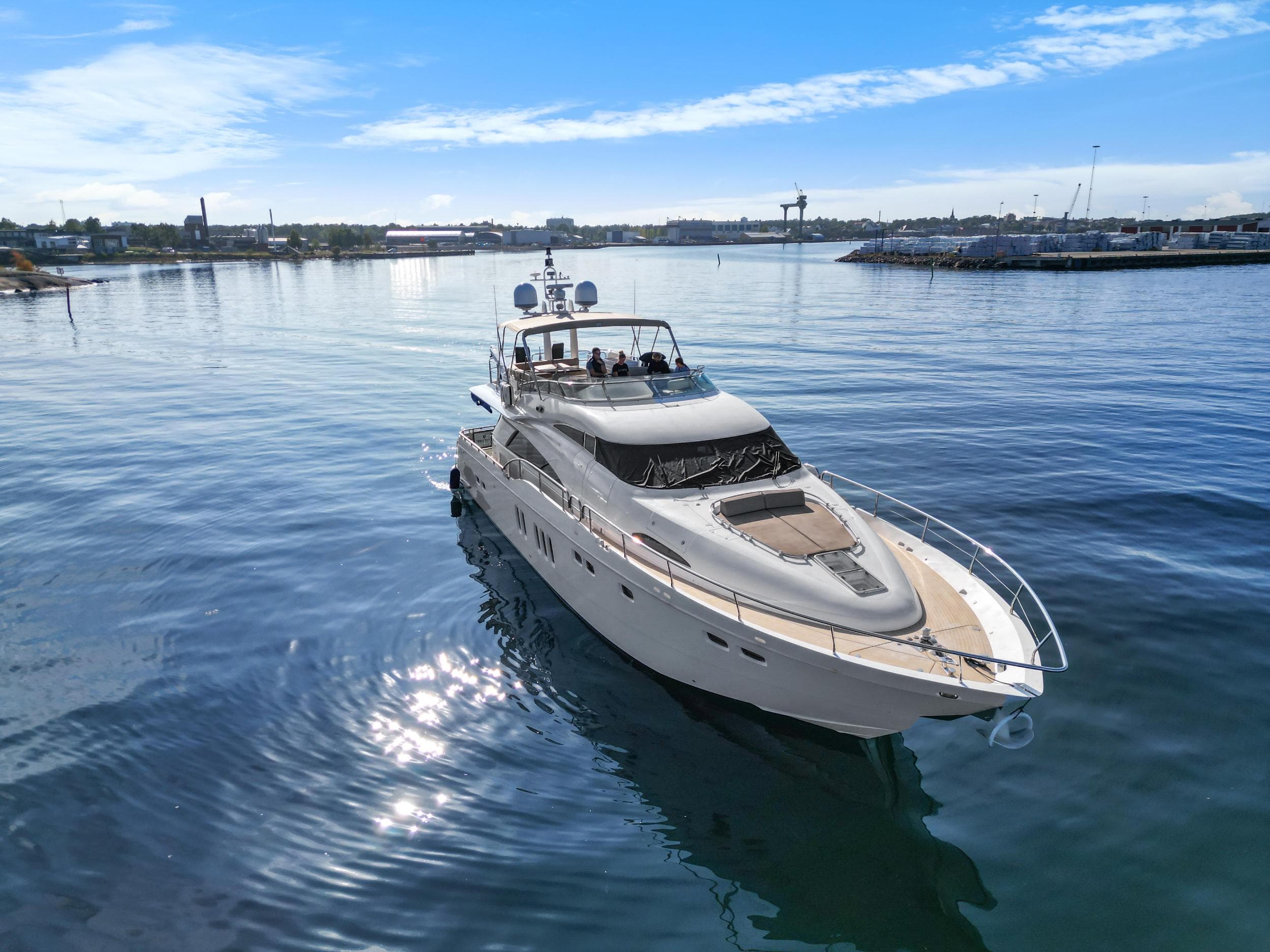 Fairline Squadron 74 – Bild 7