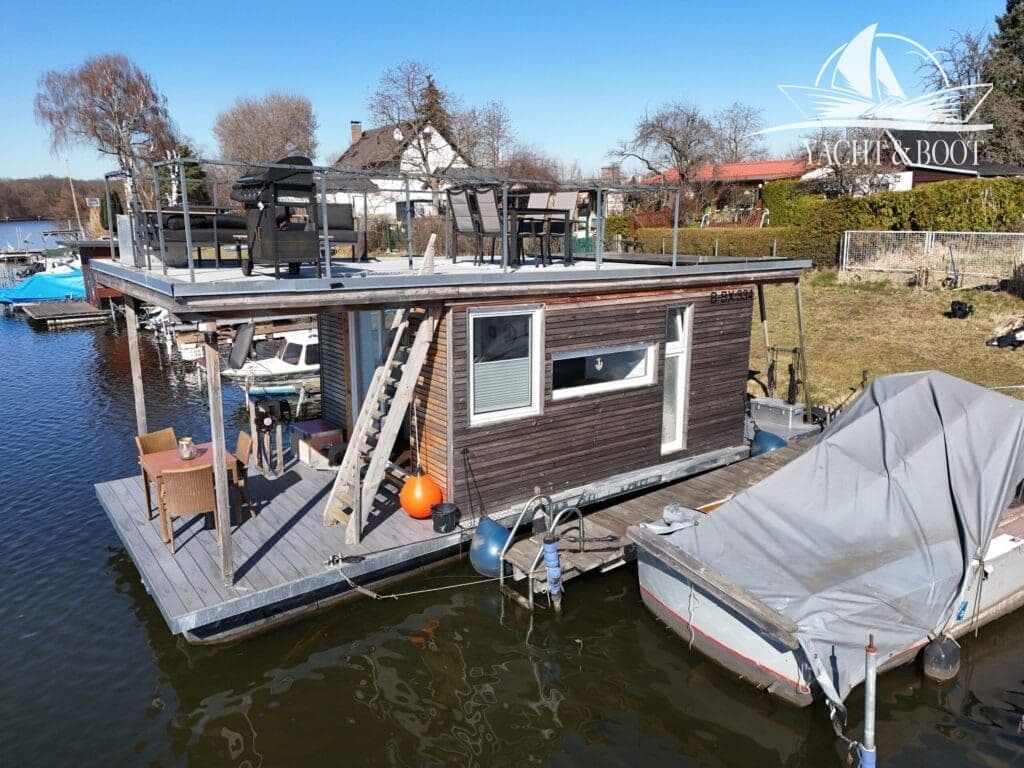 Technus 9.5 Hausboot | Baujahr 2019, Solar