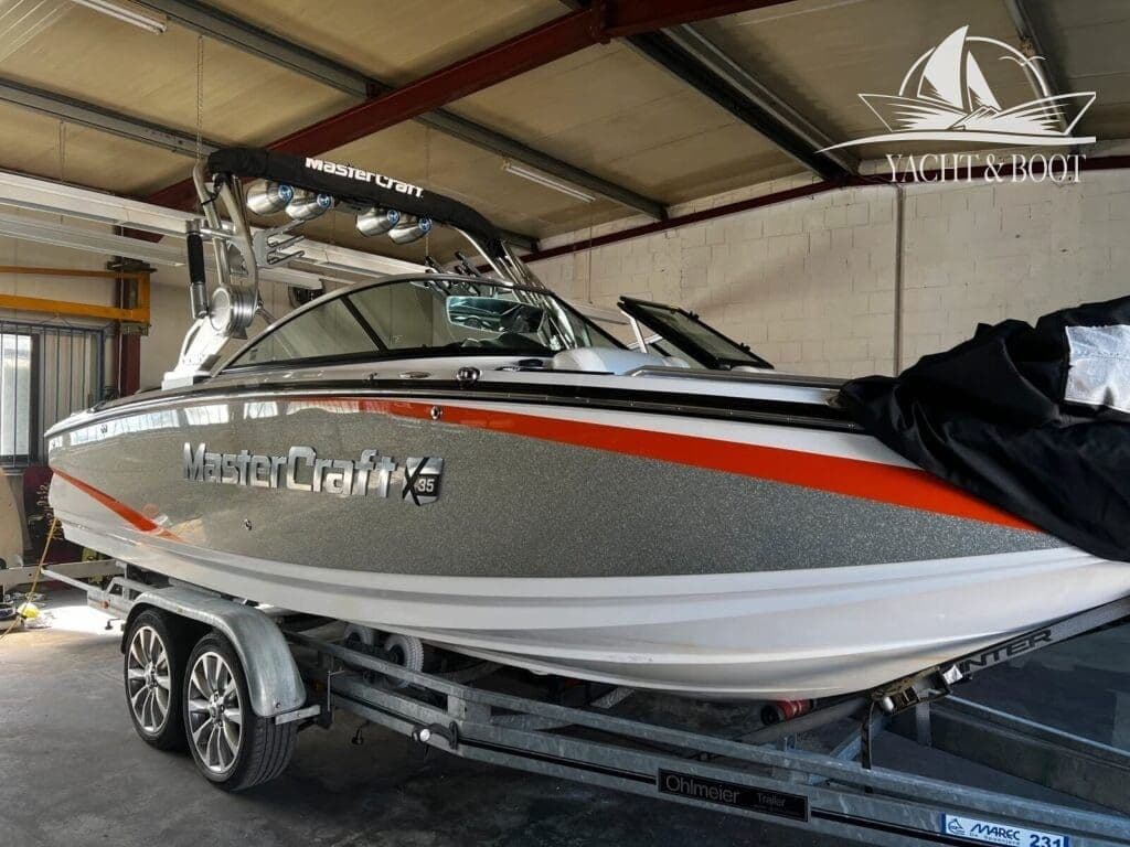 MasterCraft X35 | 430 PS Ilmor V8, 450 Std., Wake/Surf Setup – Bild 7