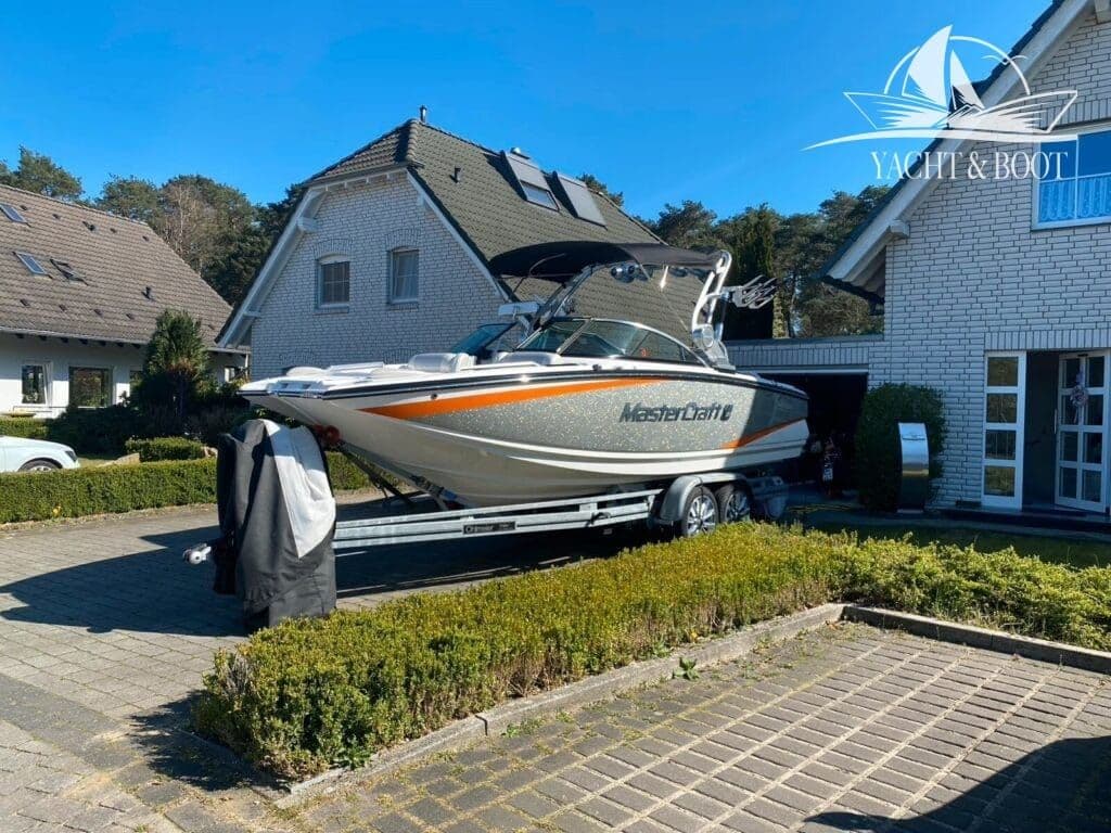 MasterCraft X35 | 430 PS Ilmor V8, 450 Std., Wake/Surf Setup – Bild 4