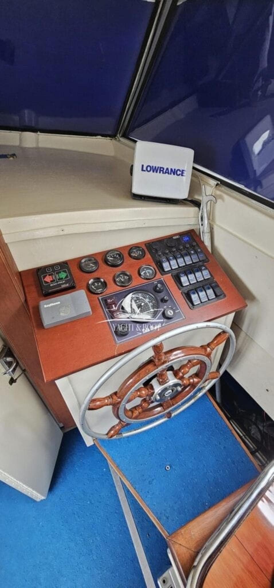 Marco 810 HT | autark (460 W Solar), Refit – Bild 4