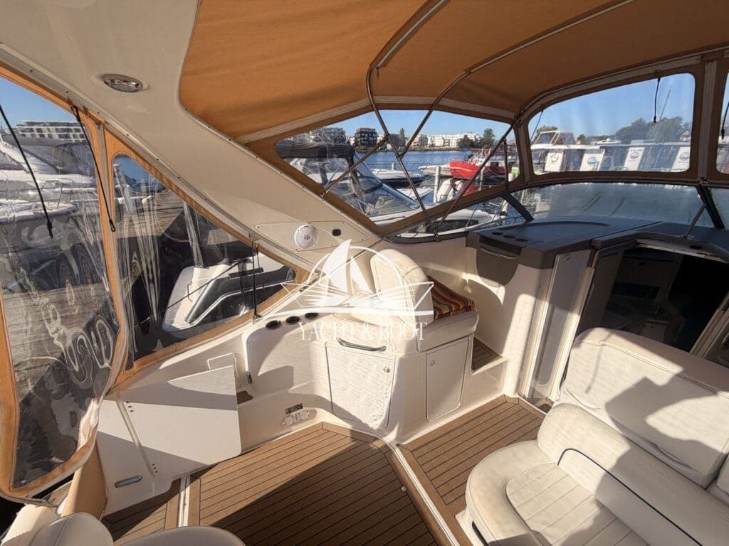 Bayliner 3055 Ciera | Motoren überholt I Liegeplatz Berlin – Bild 10