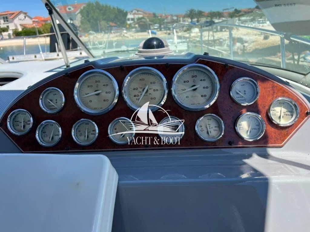 Bayliner 325 | 2× V8, 520 PS, 400 h, erste Hand – Bild 12