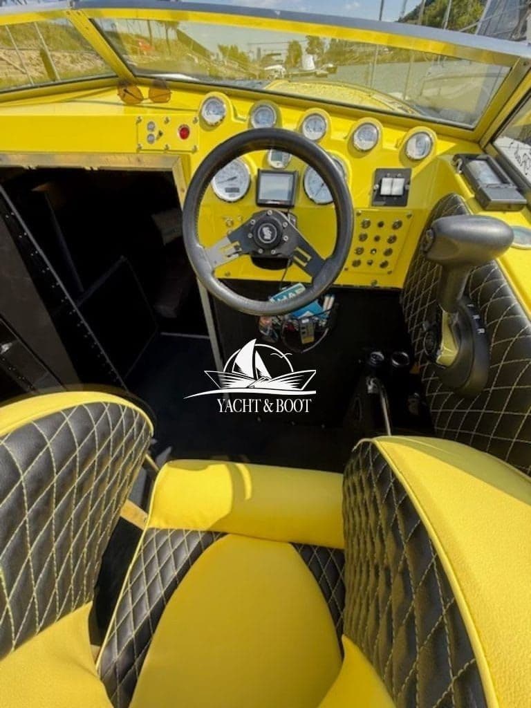 Checkmate 281 | 740 PS Racing, High-Performance – Bild 6