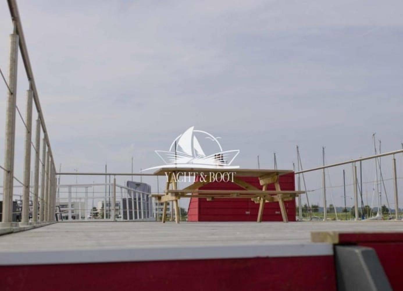 Sundeck 400 | Hausboot mit exklusivem Liegeplatz Fehmarn – Bild 6
