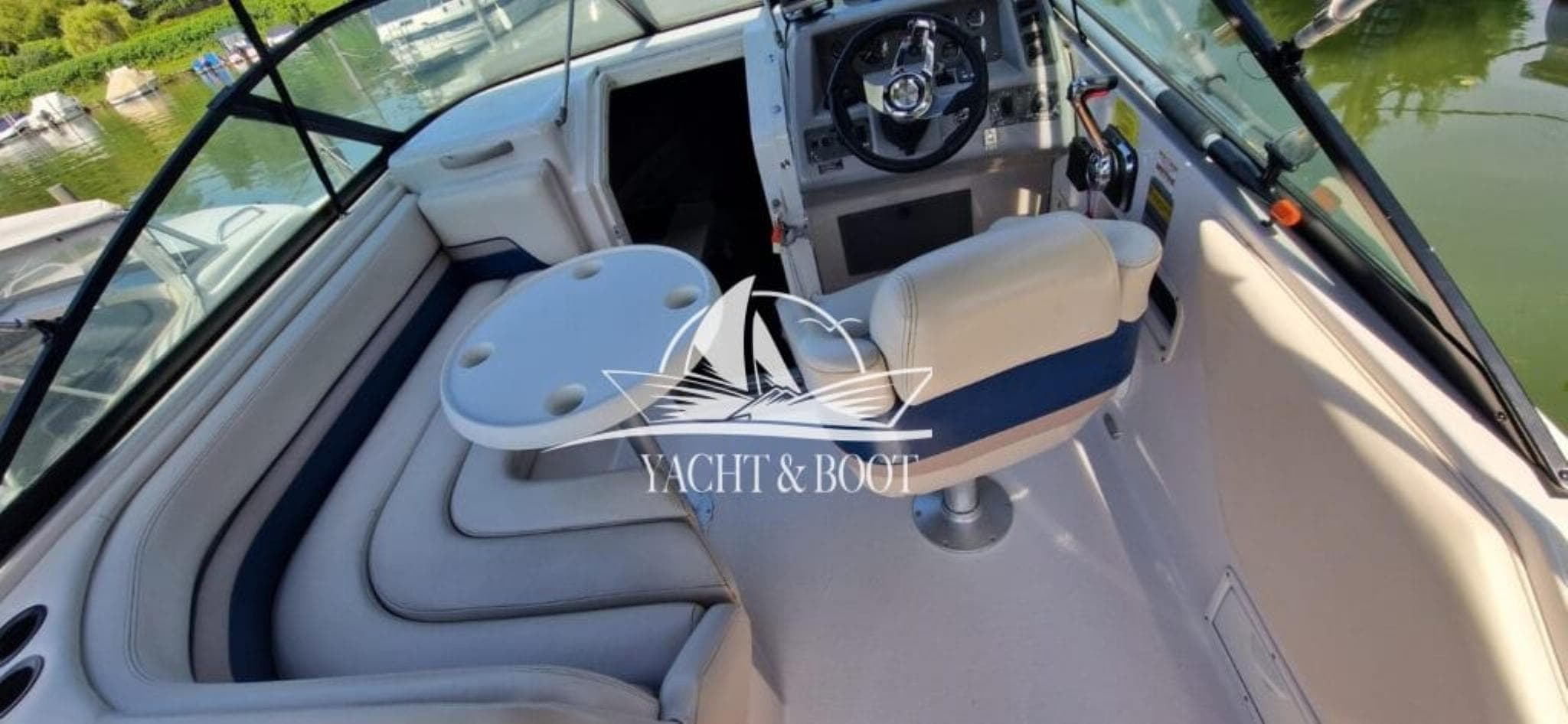 Chaparral Signature 240 | V8 Cruiser (260 PS) Neuaufbau 2025 – Bild 9