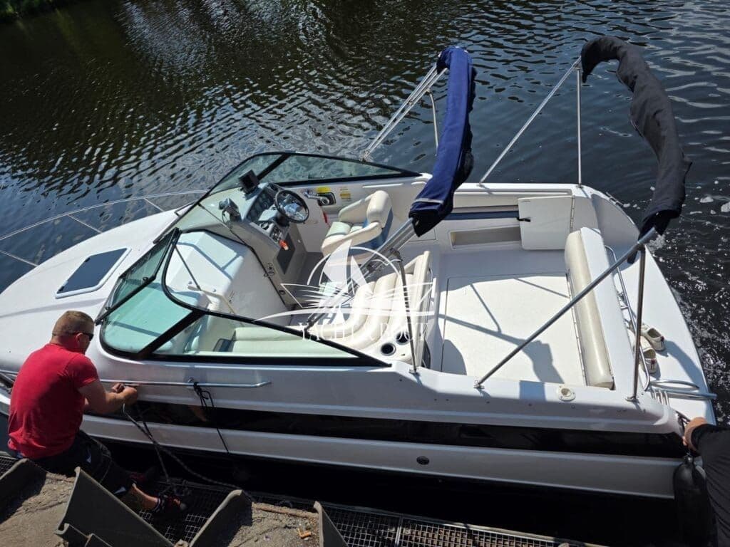Chaparral Signature 240 | V8 Cruiser (260 PS) Neuaufbau 2025 – Bild 6