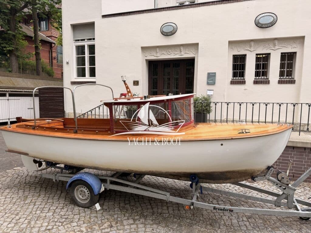 Edler Klassiker von Bertel Mockenthum - Motorboot – Bild 15
