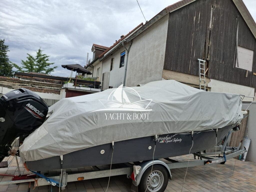 Aquabat Sportboot Sport Infinity 21 mit Straßentrailer – Bild 12