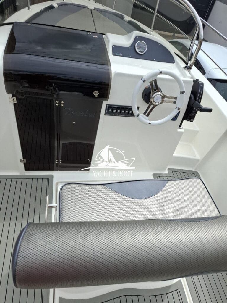 Aquabat Sportboot Sport Infinity 21 mit Straßentrailer – Bild 4