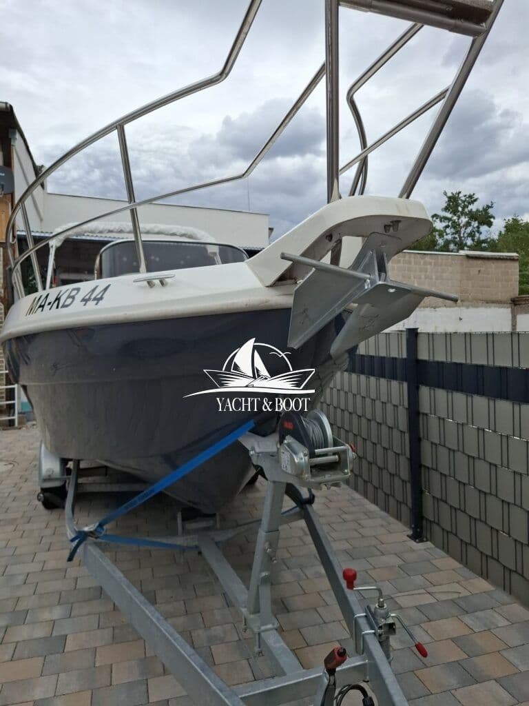 Aquabat Sportboot Sport Infinity 21 mit Straßentrailer – Bild 11