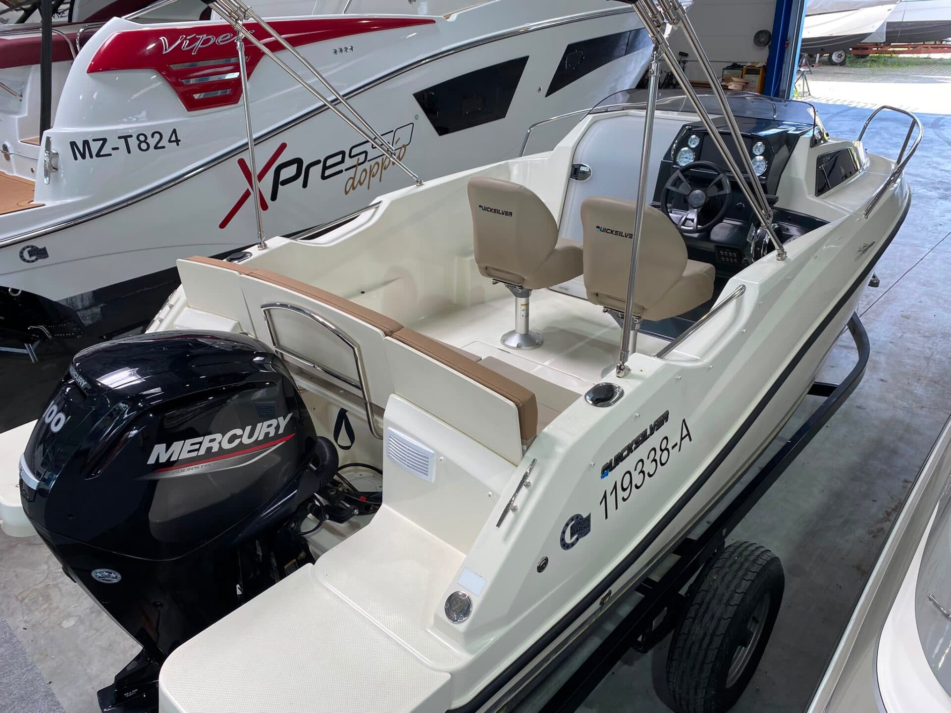 QUICKSILVER ACTIV 555 CABIN – Bild 3