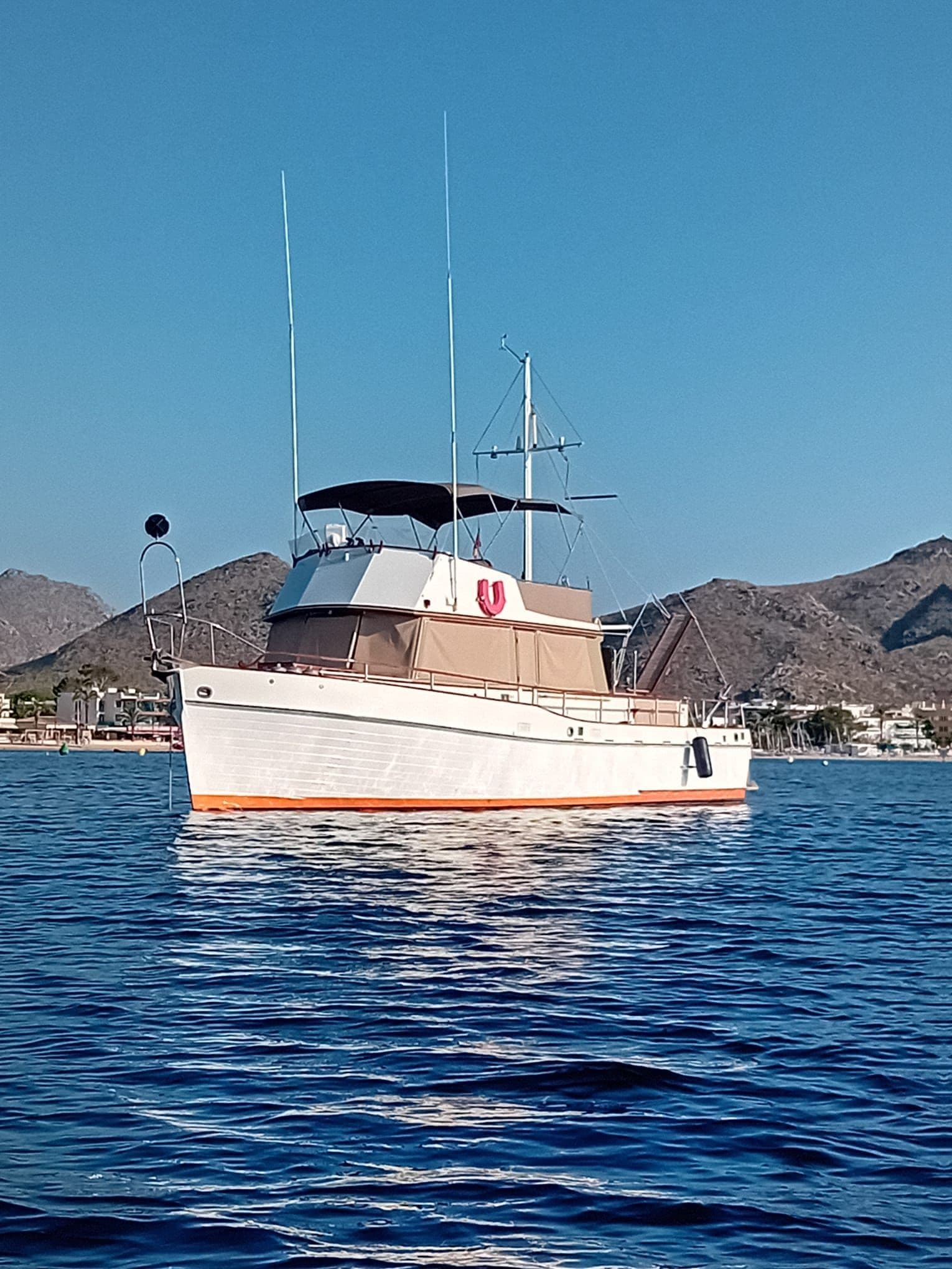 Grand Banks 42