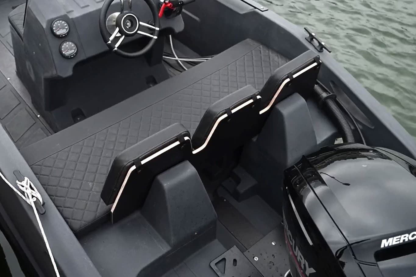 SeaStorm 17 HDPE Motorboot Konsolenboot Angelboot Robust, Sicher – Bild 8