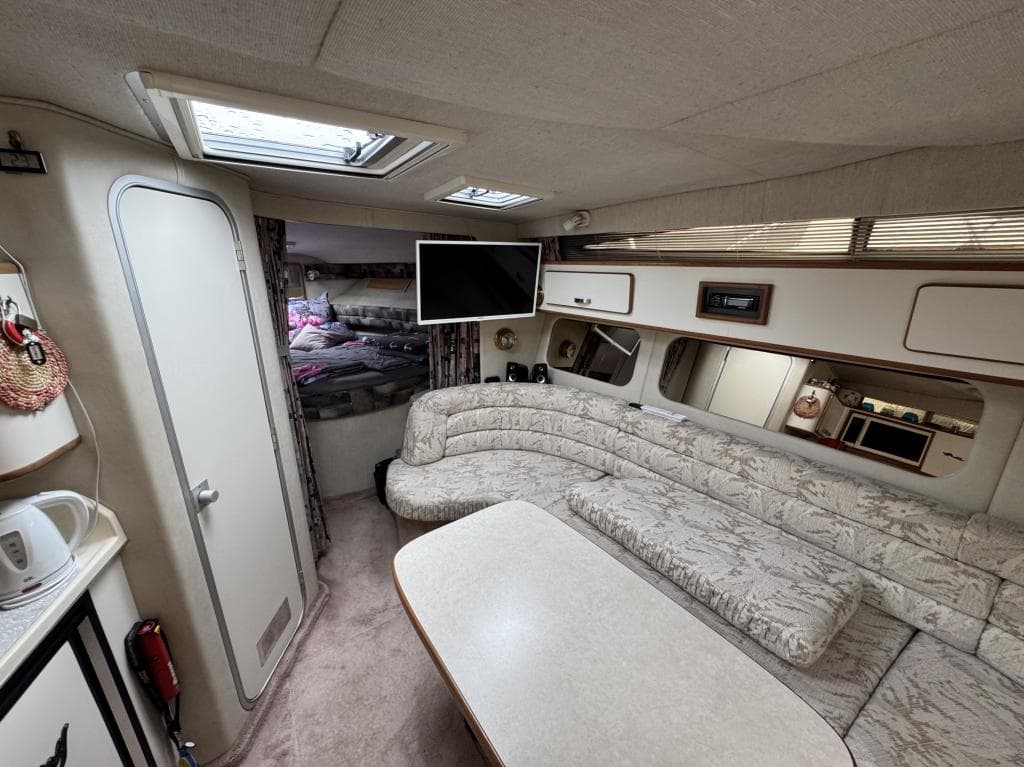 Sea Ray 350 Sundancer – Bild 9