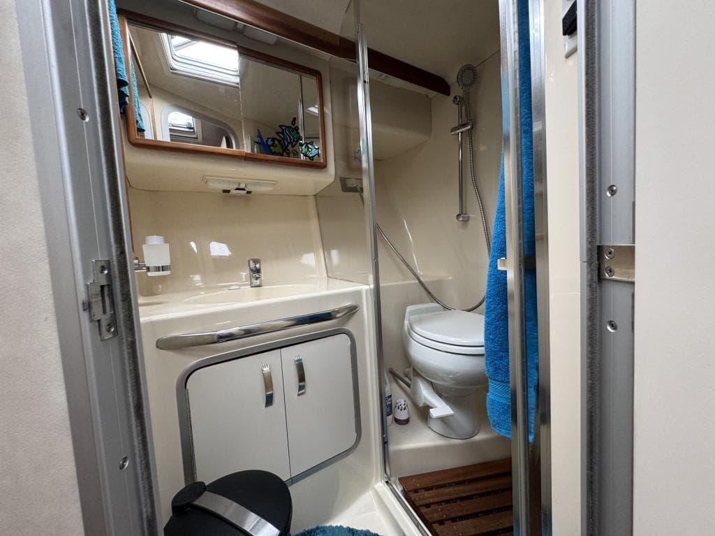 Sea Ray 350 Sundancer – Bild 6