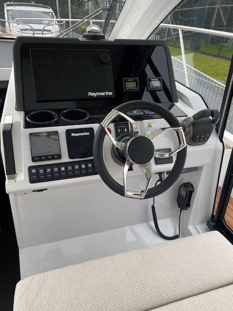 Sealine C390 – Bild 2