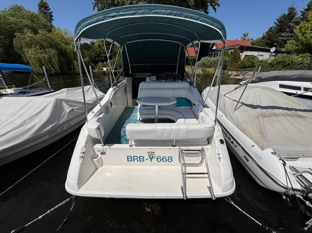 Sea Ray 230 Sundancer – Bild 4