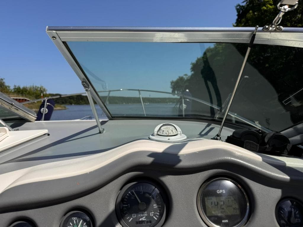 Sea Ray 230 Sundancer – Bild 8