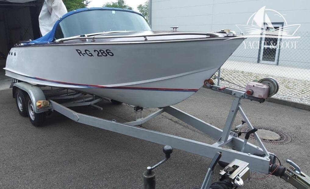 ZÜLLIG ASCONA Classic-Sportboot im RIVA-Look – Bild 10