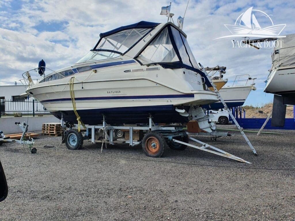 Bayliner 2855 Ciera | gepflegter Weekender – Bild 4