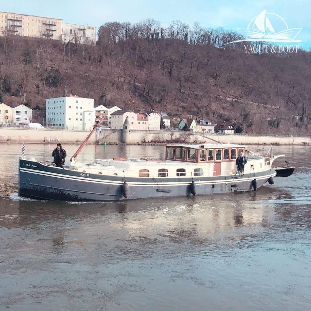 Luxe Motor 2000 | 20m Stahlverdränger, 1 Vorbesitzer – Bild 3