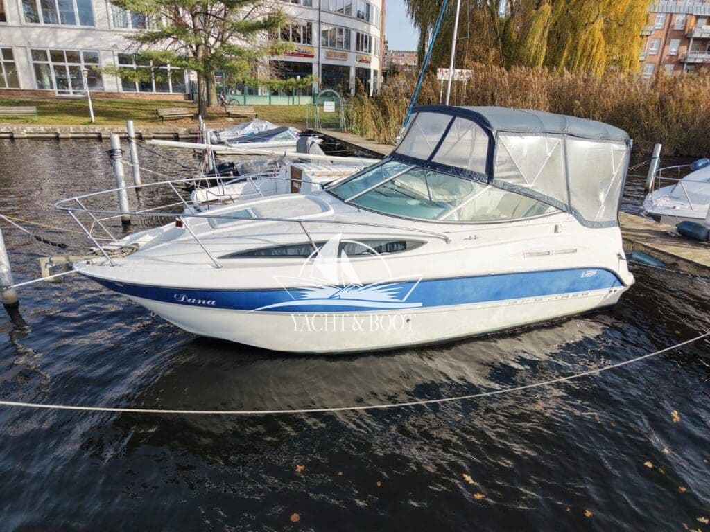 Bayliner 245 SB | viel Komfort I mit vollem Tank