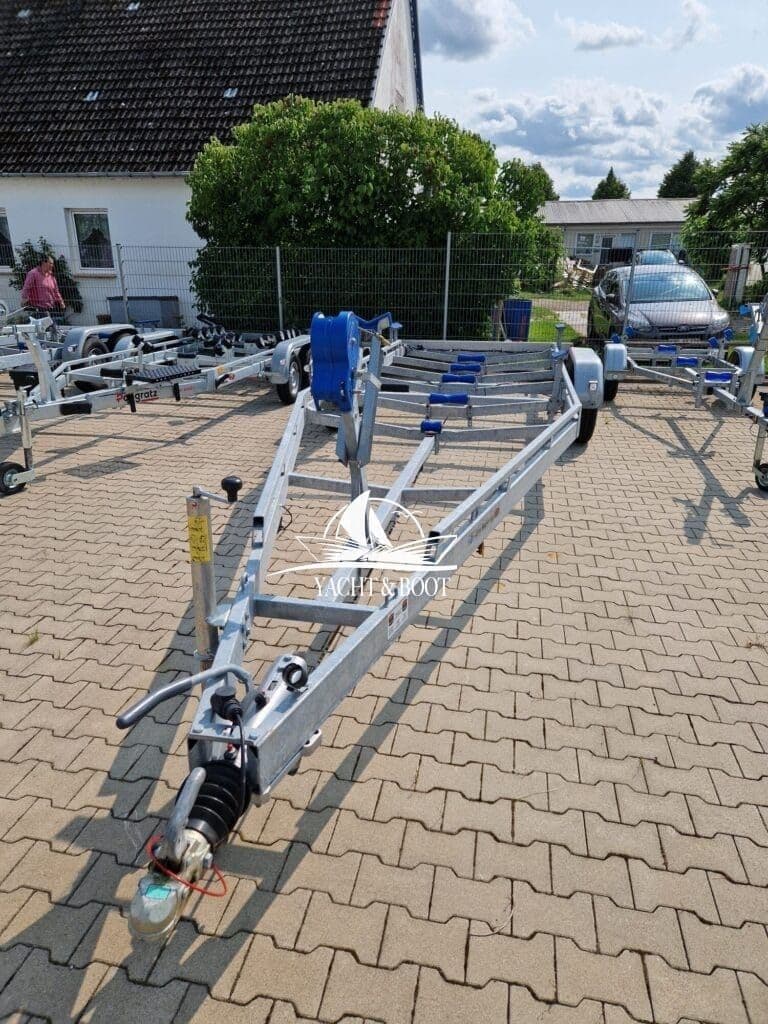 Sealine S270 | Sportcruiser 230 PS, DuoProp, opt. Trailer – Bild 12