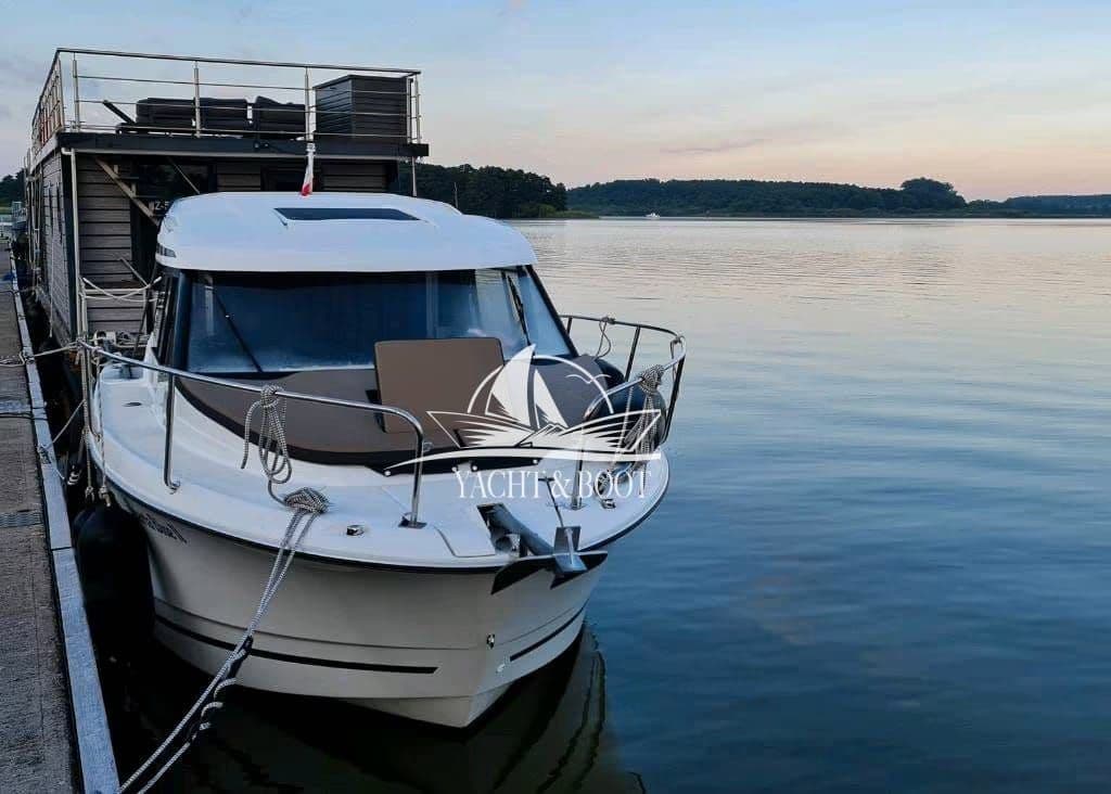 Jeanneau Merry Fisher 795, 150 PS AB, BJ 2020, opt. Trailer