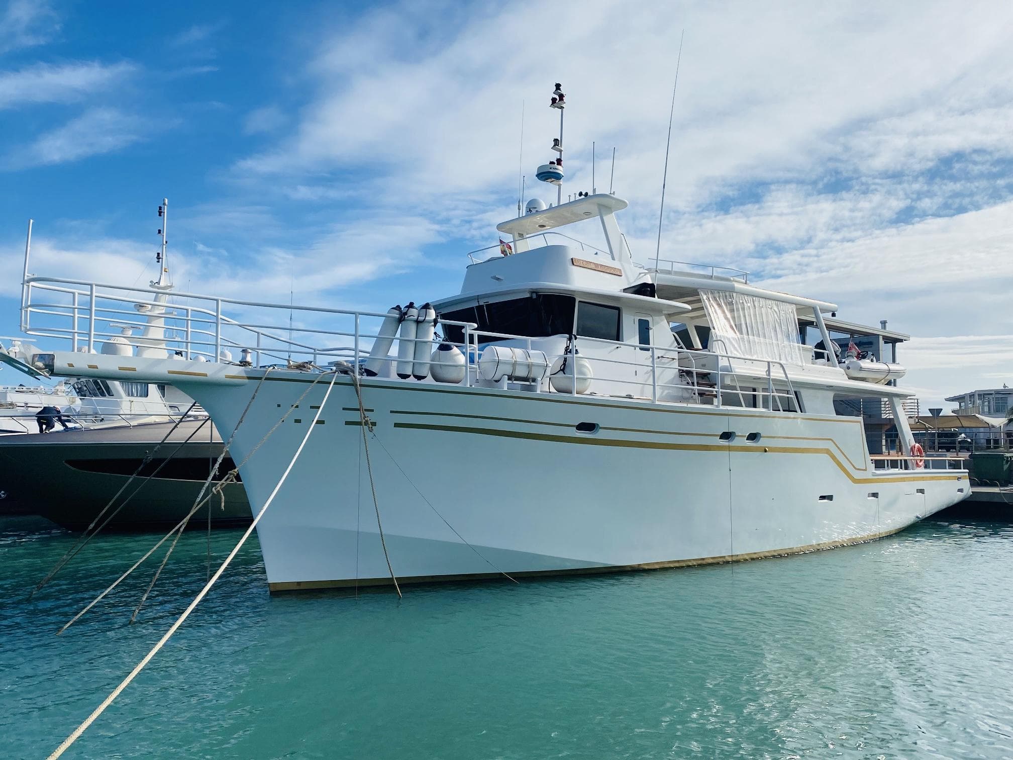 AB Yachts ATB Expedition