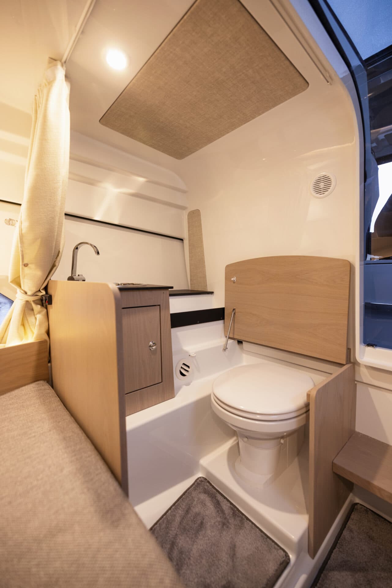 QUARKEN Quarken 27 Cabin – Bild 6