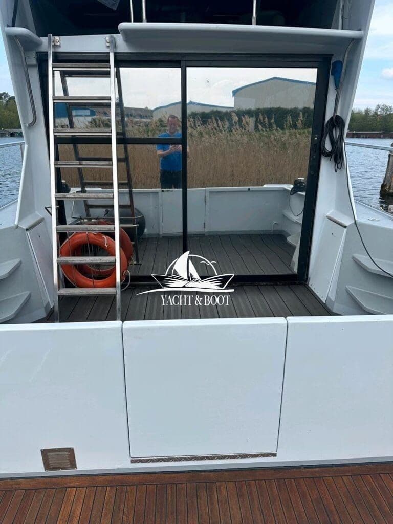 Vacance Kruiser 35 mit Flybridge – Bild 6