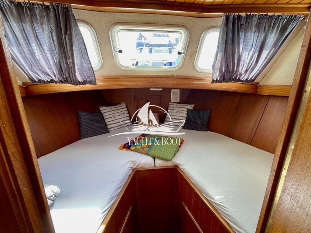 Gruno 1100 | Verdränger, Flybridge, 2 Steuerstände – Bild 12