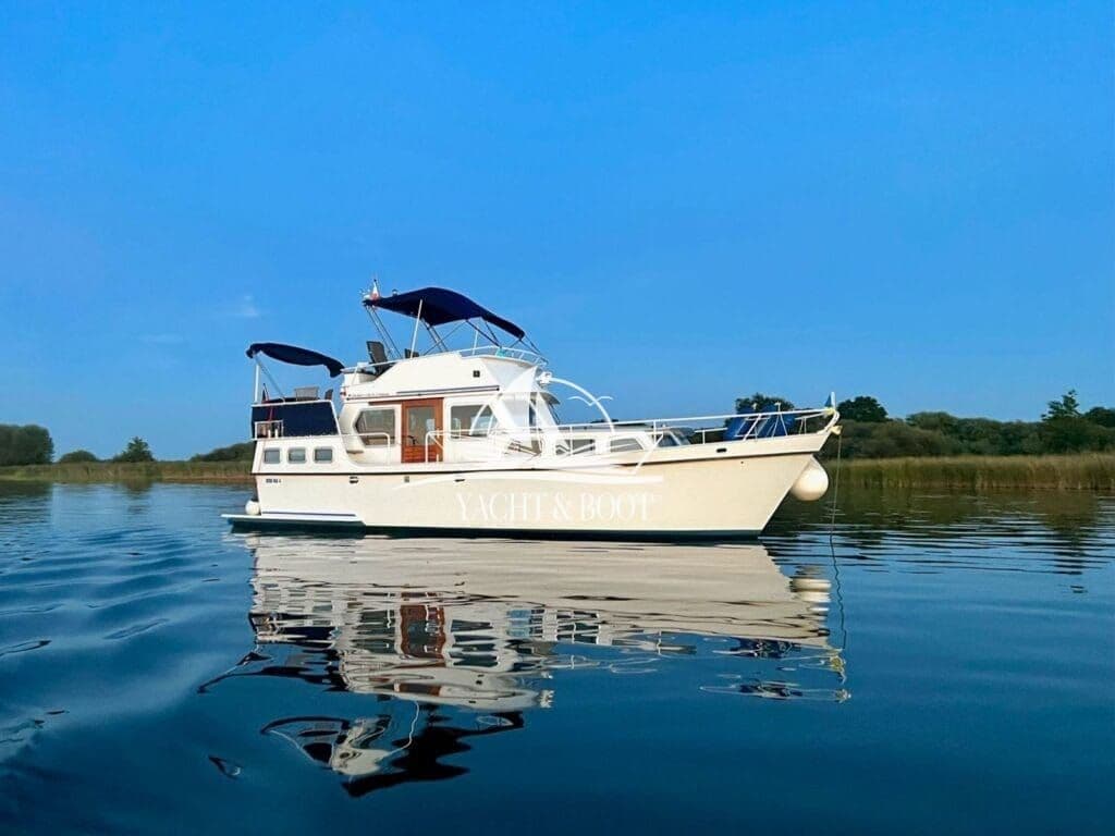 Gruno 1100 | Verdränger, Flybridge, 2 Steuerstände – Bild 4