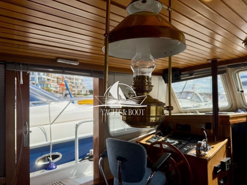 Gruno 1100 | Verdränger, Flybridge, 2 Steuerstände – Bild 9