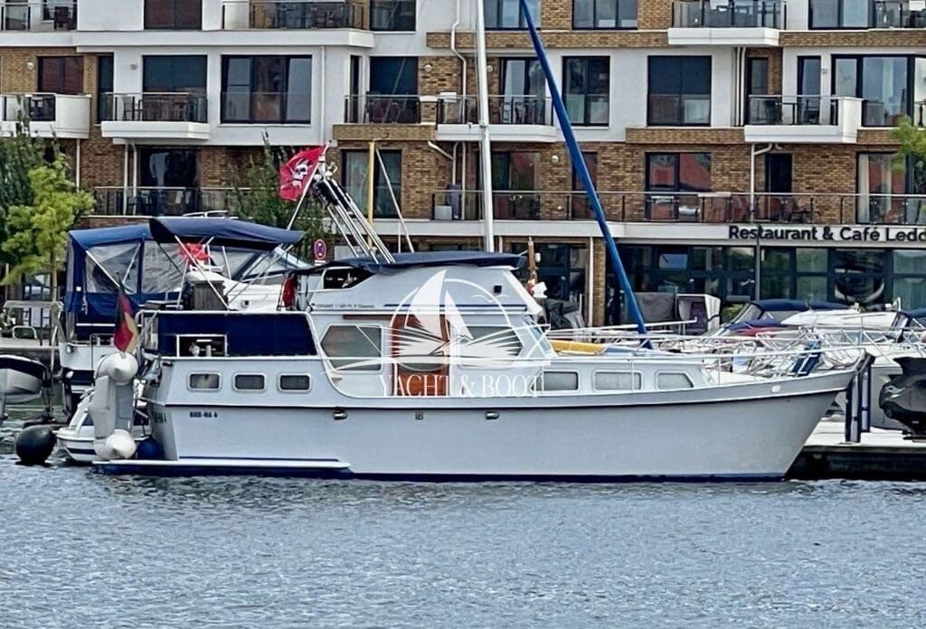 Gruno 1100 | Verdränger, Flybridge, 2 Steuerstände – Bild 5