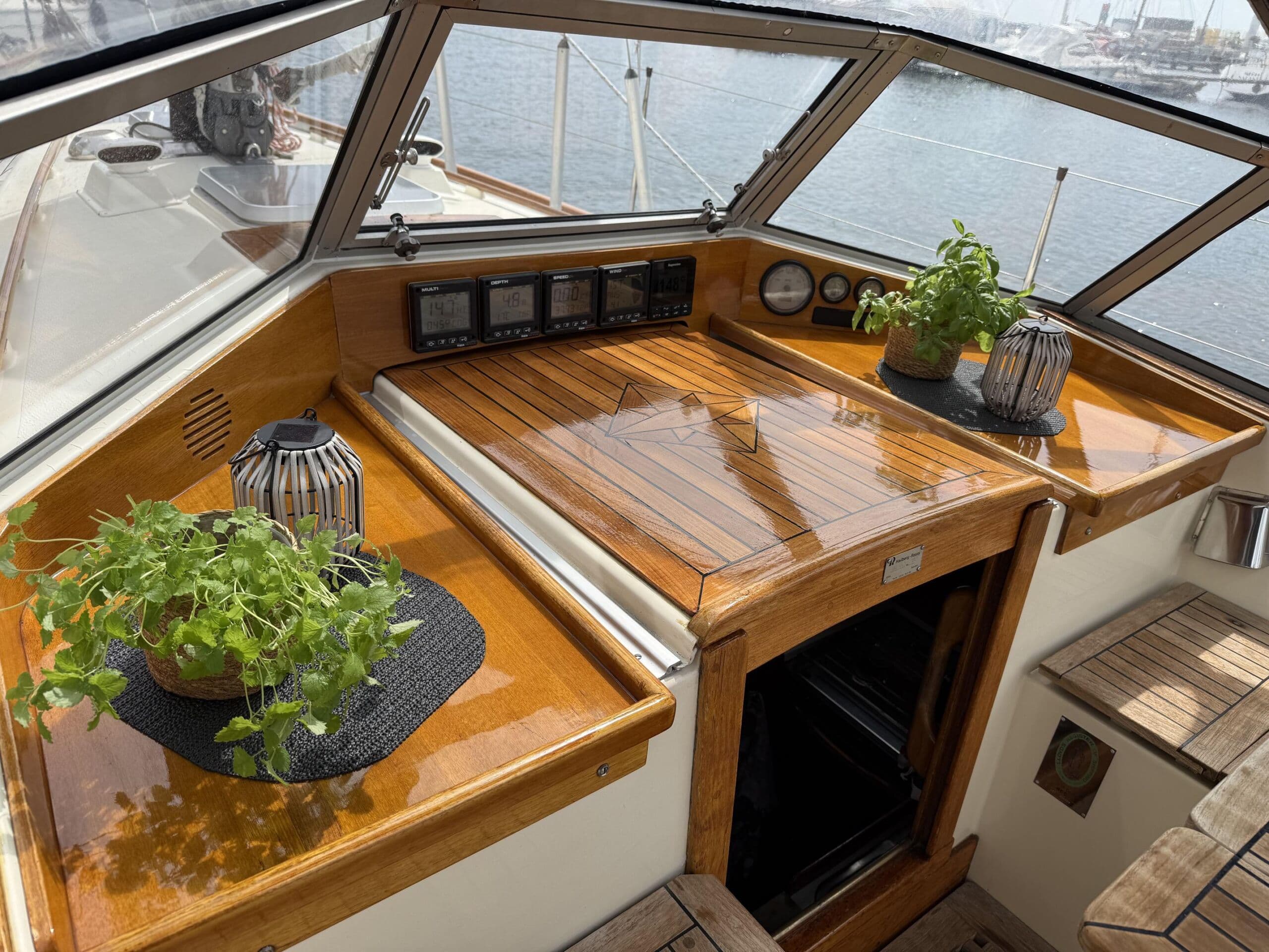 Hallberg-Rassy 352 – Bild 4