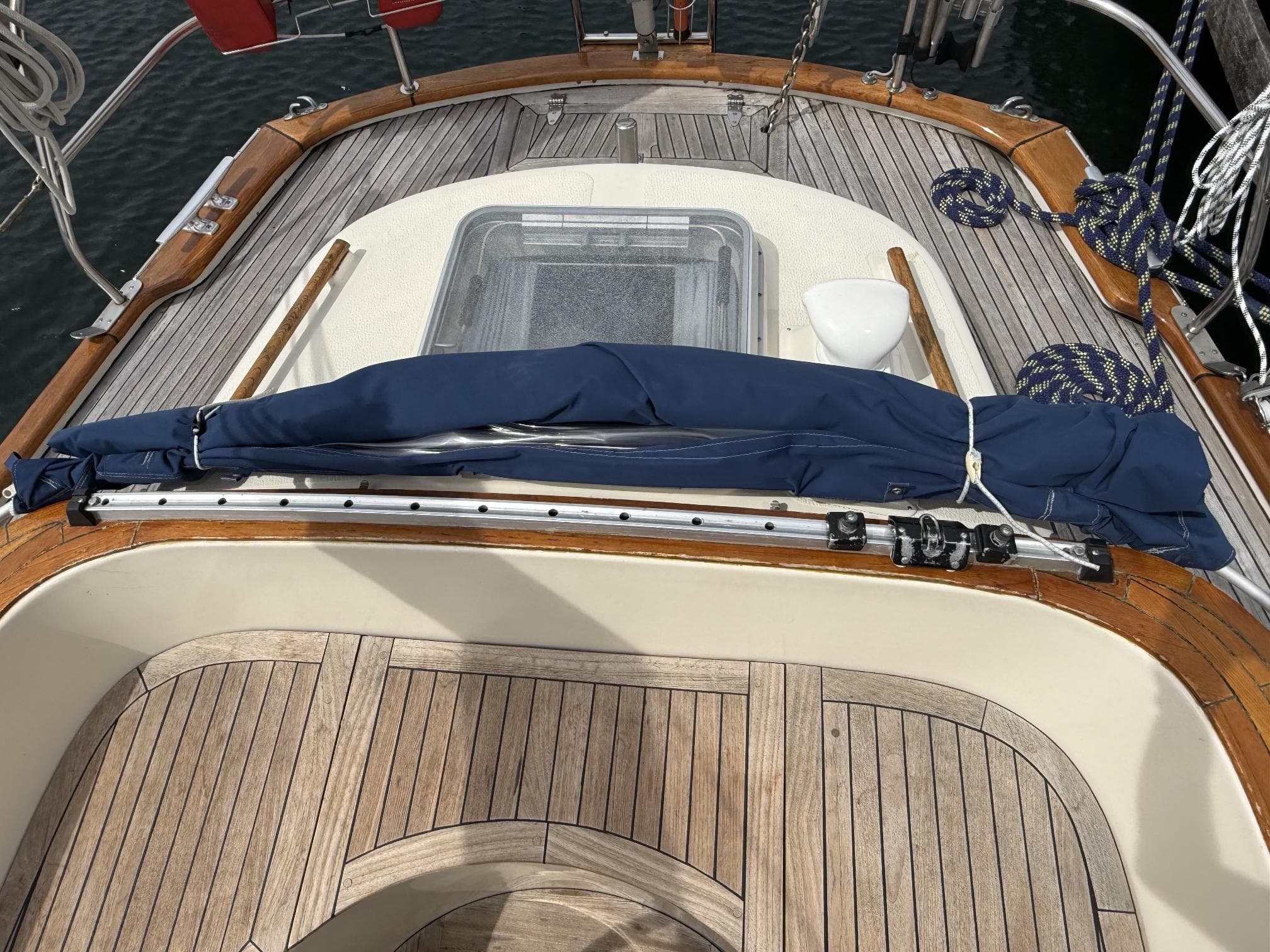 Hallberg-Rassy 352 – Bild 10