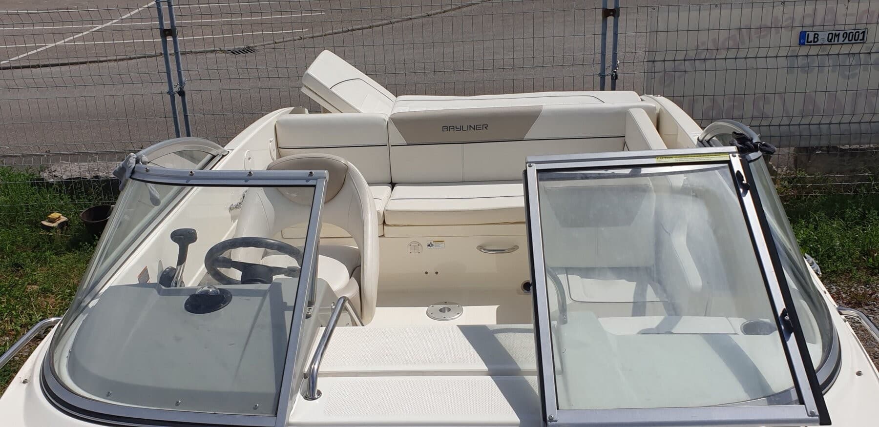 Bayliner 642 Cuddy – Bild 6