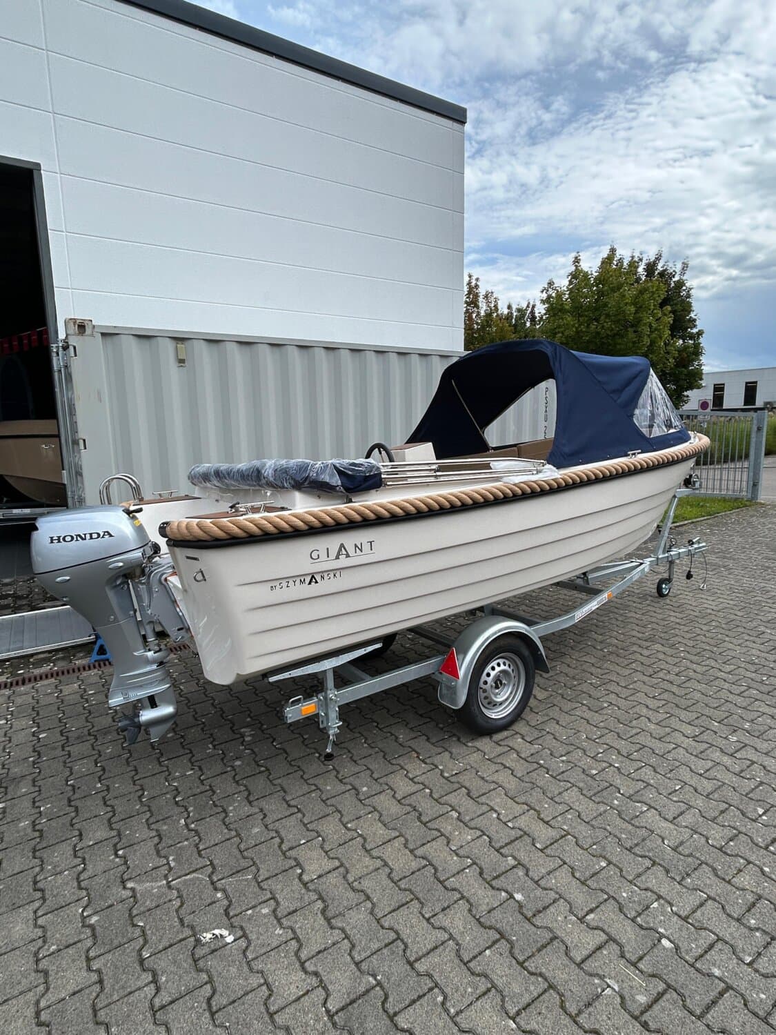 Giant 485 Prestige EX inkl. Honda BF 15 LRTU
