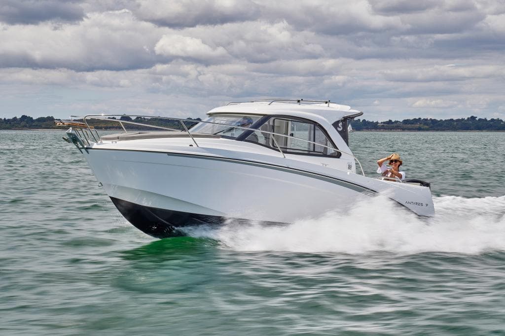 Beneteau Antares 7 OB V2 – Bild 8