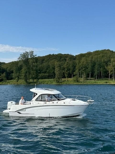 Beneteau Antares 7 OB V2 – Bild 2