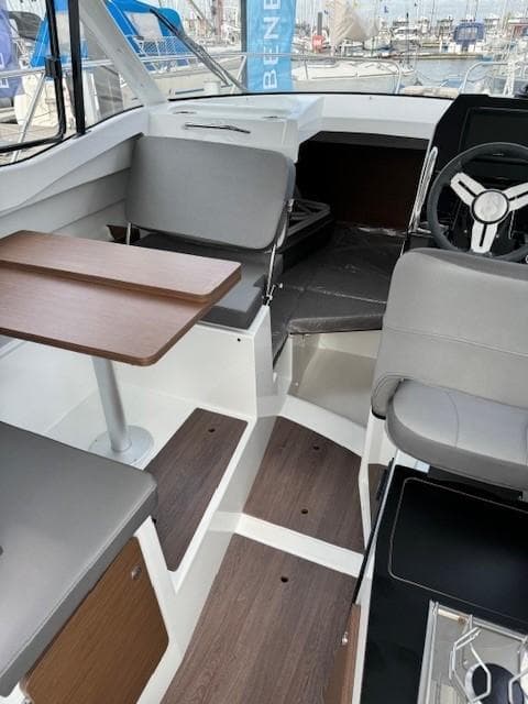 Beneteau Antares 7 OB V2 – Bild 9