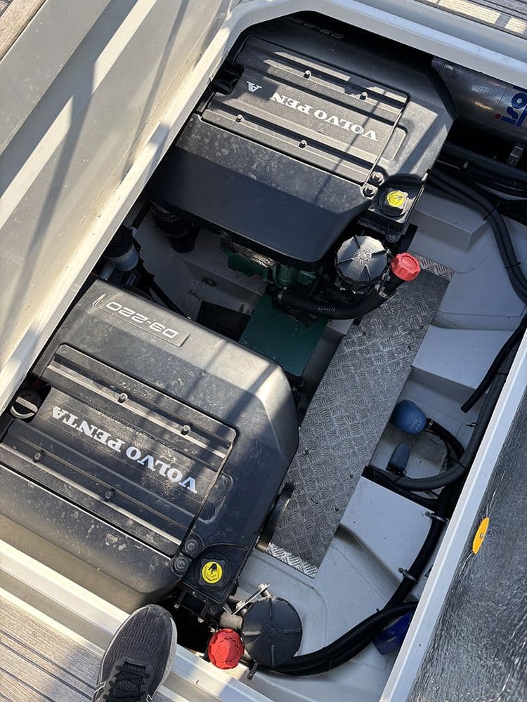 Paragon 31 Flybridge – Bild 17