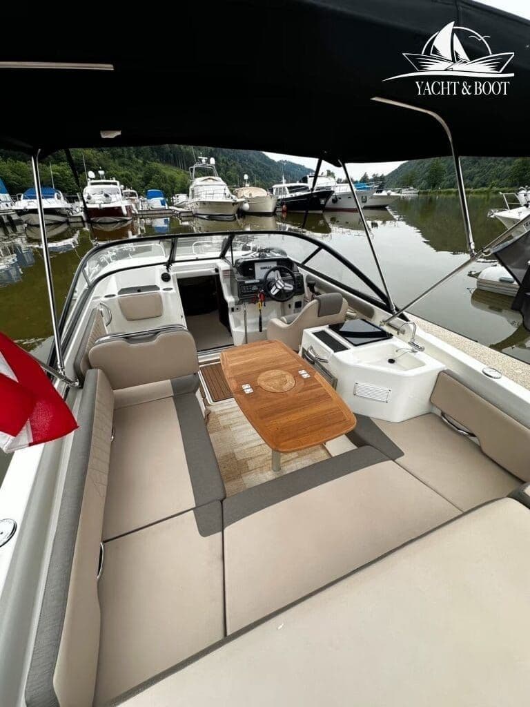 Bayliner VR6 C | nur 106 Std., 300 PS, Vollausstatung – Bild 14