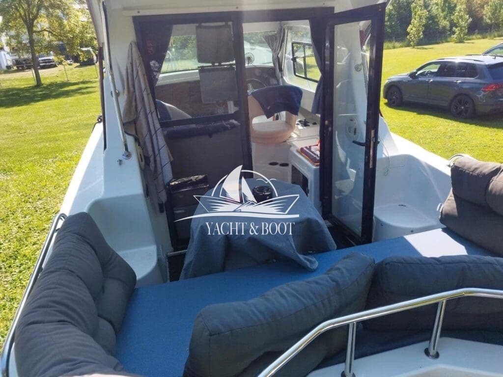 Velvette V 23 Active Seda | 200 PS, Rauwasser, inkl. Trailer – Bild 14