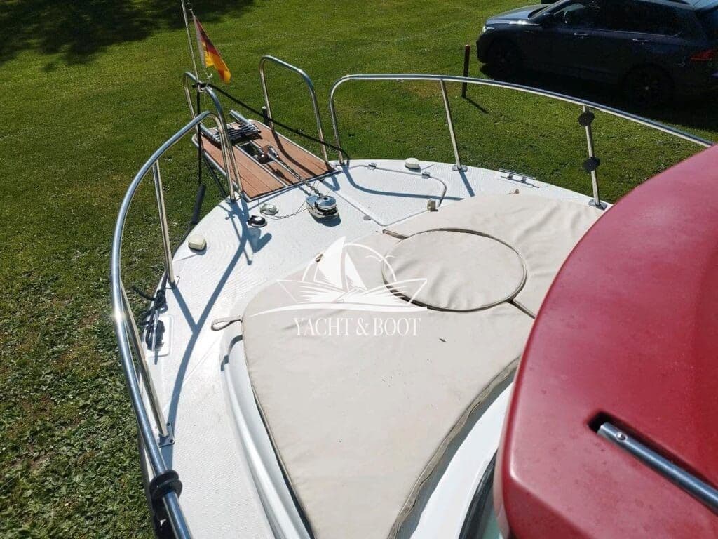 Velvette V 23 Active Seda | 200 PS, Rauwasser, inkl. Trailer – Bild 4