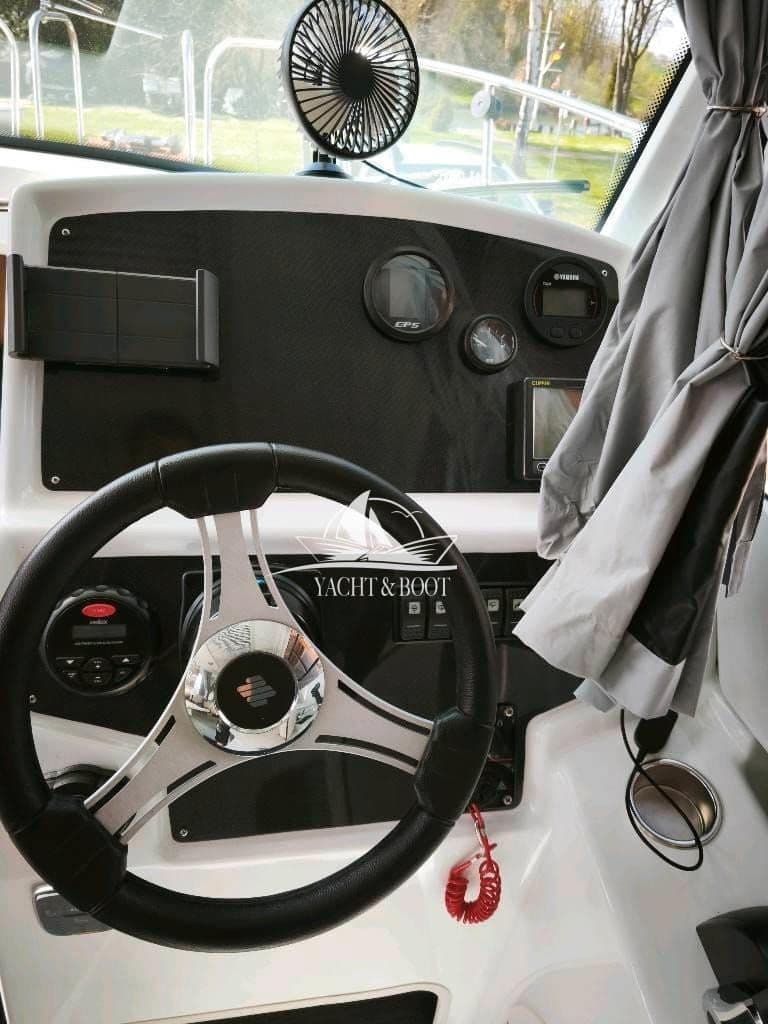 Velvette V 23 Active Seda | 200 PS, Rauwasser, inkl. Trailer – Bild 11