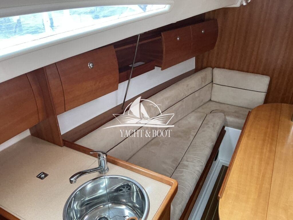 Antila 27 | einfach segeln, neuer Motor (6h), Liegeplatz – Bild 6